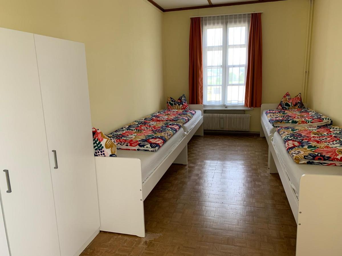 Hotel Schonbrunnen Munchenbuchsee Экстерьер фото